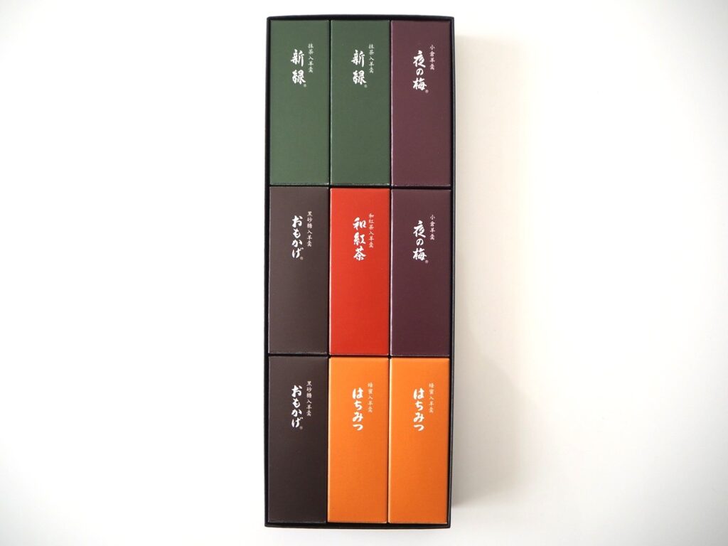 エクセディ（7278）の株主優待で選択したとらやの羊羹とカラトリーセットが到着！！